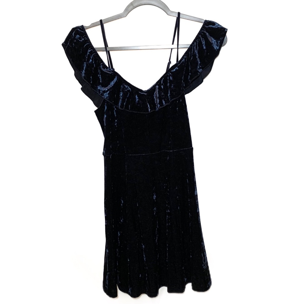 American Eagle velvet dress
